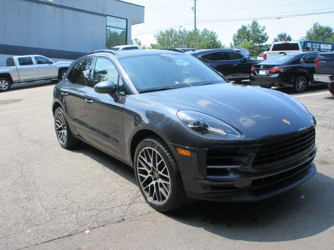 Used 2020 Porsche Macan S AWD/4WD image 3