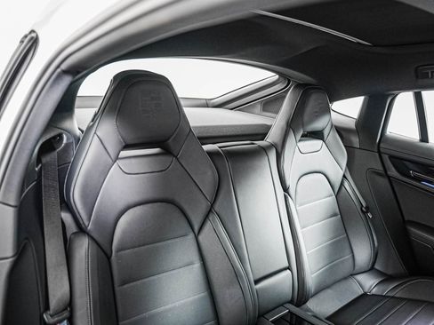 Certified 2024 Porsche Panamera RWD image 6