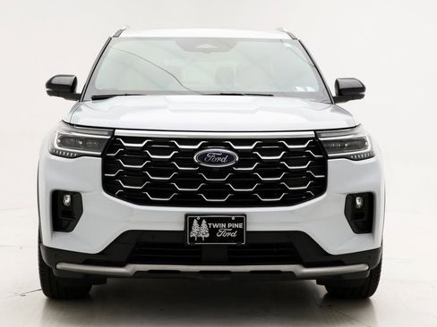 Used 2025 Ford Explorer Platinum w/ LUX Leather Package AWD/4WD image 4