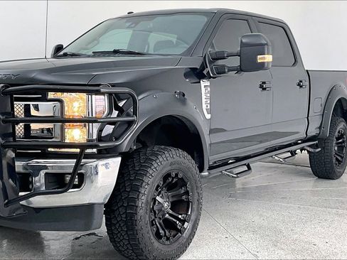 Used 2018 Ford F250 Lariat w/ Lariat Ultimate Package image 15