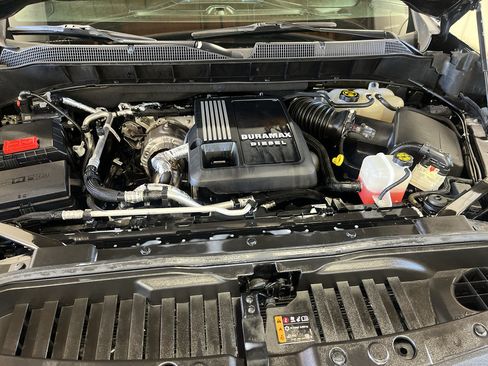 Certified 2022 Chevrolet Silverado 1500 High Country AWD/4WD image 26