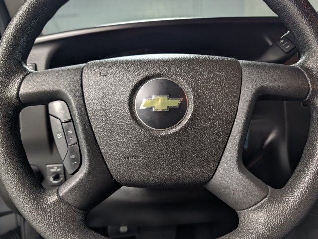 Used 2022 Chevrolet Express 2500 w/ Driver Convenience Package RWD image 15