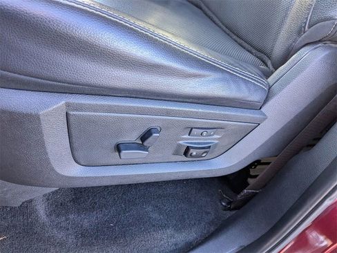 Used 2017 RAM 1500 Laramie w/ Convenience Group image 13