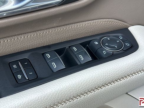 Certified 2024 GMC Yukon Denali AWD/4WD image 12