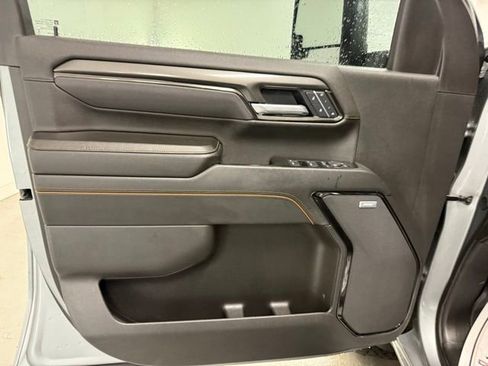 Certified 2025 GMC Sierra 2500 AT4 w/ AT4 Premium Plus Package image 13