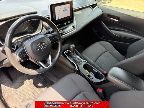 Used 2024 Toyota Corolla SE w/ SE Package FWD image 13