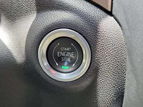 Used 2020 Chevrolet Silverado 1500 High Country w/ Technology Package RWD image 25