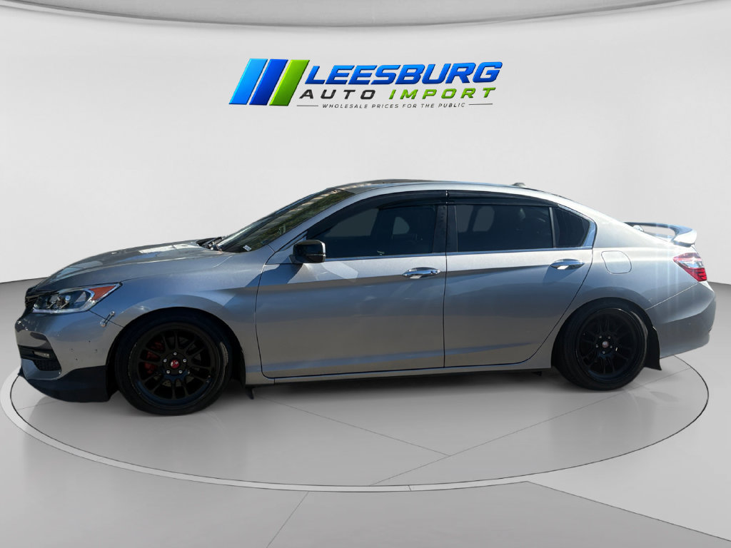 Used 2017 Honda Accord EX image 2