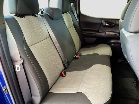 Used 2023 Toyota Tacoma TRD Off-Road image 25