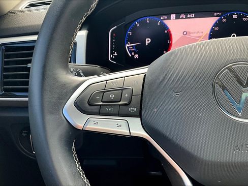 Used 2021 Volkswagen Atlas SEL image 23