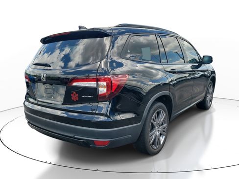 Used 2022 Honda Pilot Sport image 4