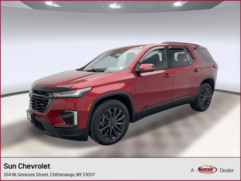 Certified 2023 Chevrolet Traverse RS image 1