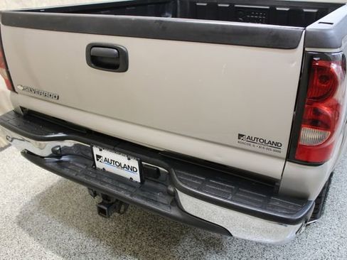 Used 2006 Chevrolet Silverado 2500 LT w/ Onstar Plus Package image 5