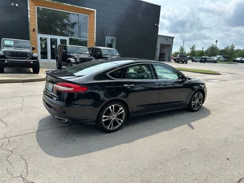 Used 2020 Ford Fusion Titanium FWD image 18