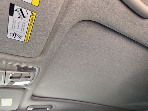 Used 2020 Hyundai Santa Fe SEL image 27