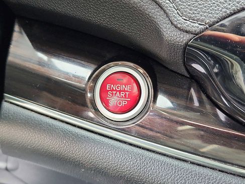 Used 2016 Honda CR-V Touring image 22