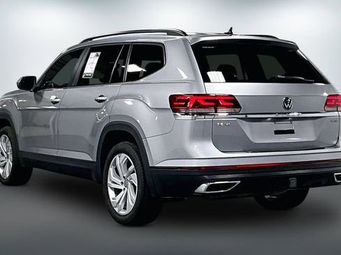 Used 2023 Volkswagen Atlas SE AWD/4WD image 5
