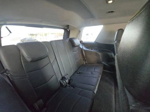 Used 2016 Cadillac Escalade Premium image 23