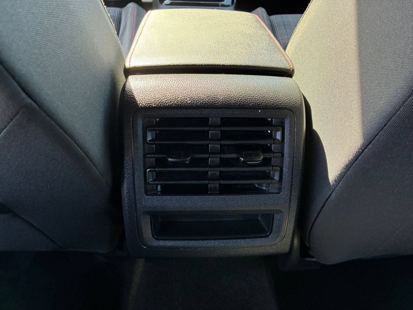 Used 2026 Volkswagen Golf S FWD image 20