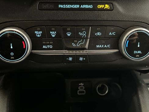 Used 2024 Ford Escape ST-Line image 41