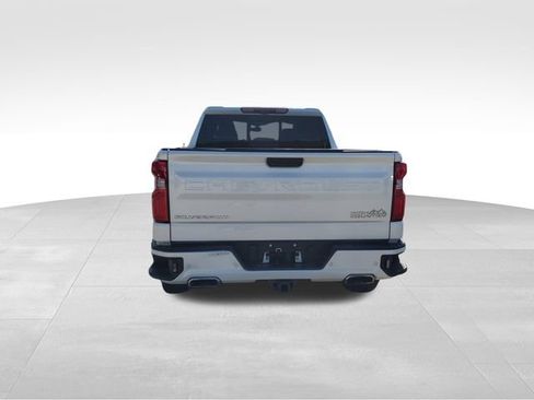 Used 2024 Chevrolet Silverado 1500 High Country w/ High Country Premium Package AWD/4WD image 5