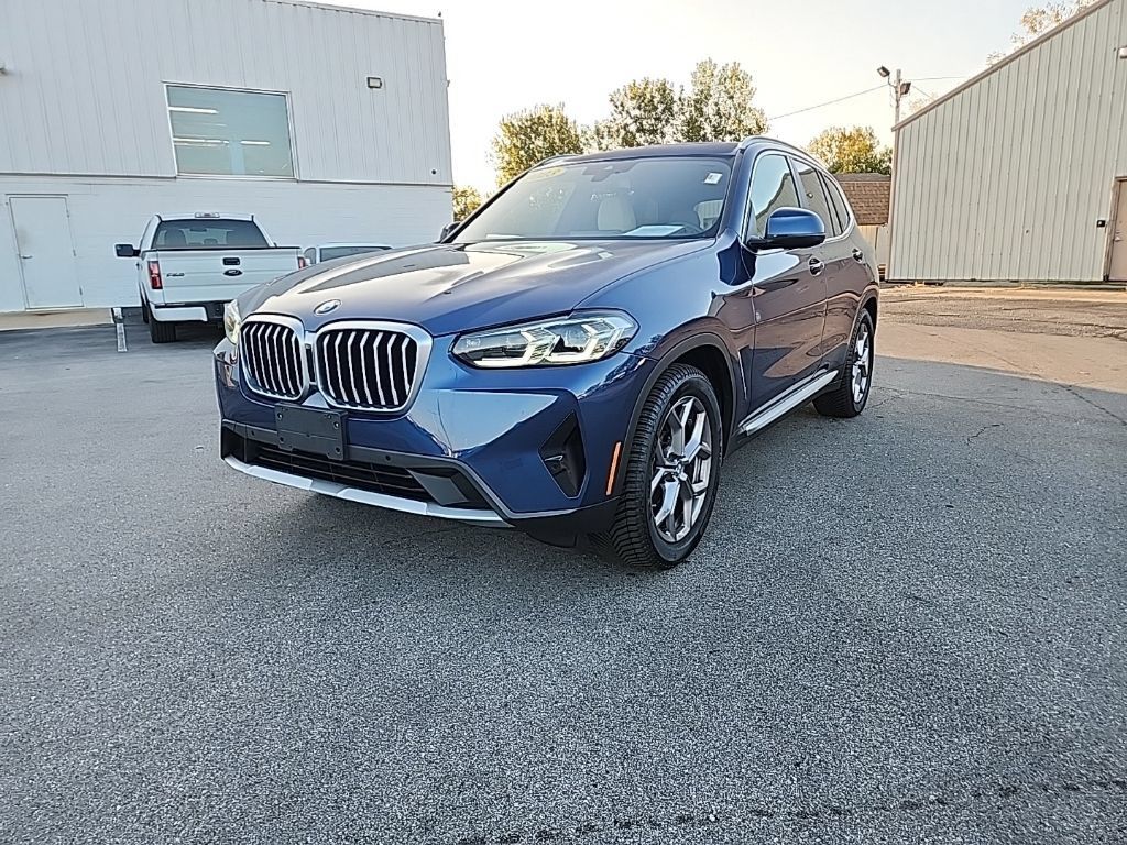 Used 2023 BMW X3 sDrive30i w/ Premium Package RWD image 11