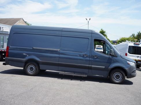 Used 2019 Mercedes-Benz Sprinter 170 image 6