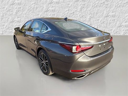 New 2025 Lexus ES 350 w/ Premium Package image 5