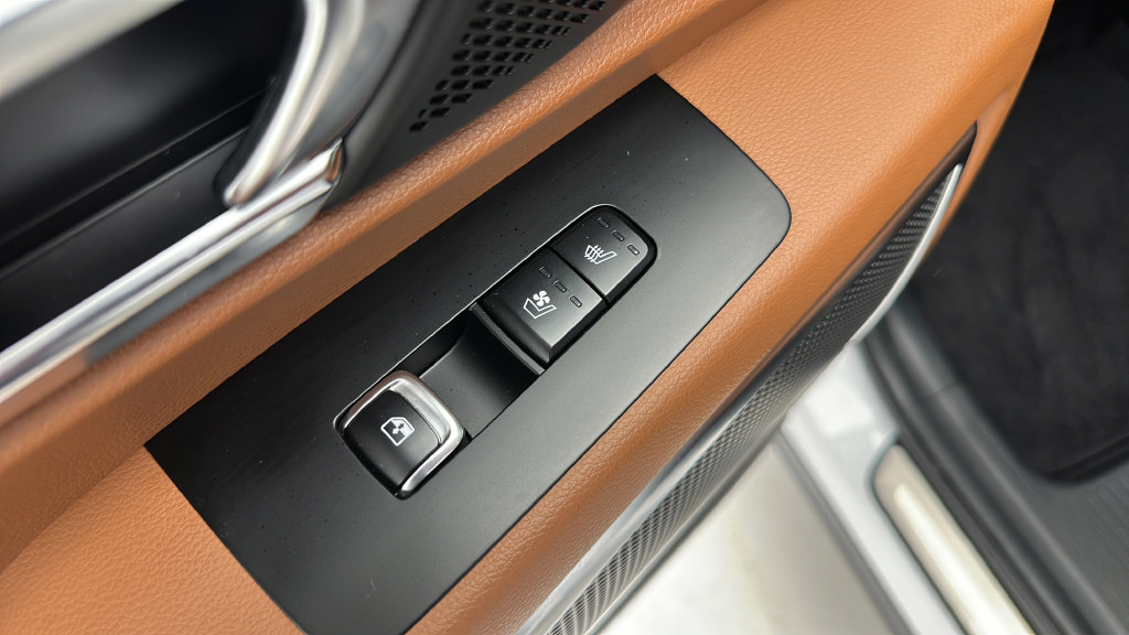 Used 2024 Kia Telluride SX Prestige X-Pro AWD/4WD image 10