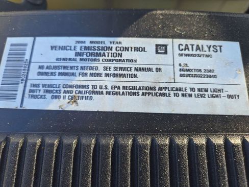 Used 2008 Cadillac Escalade EXT image 51