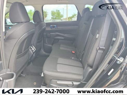 New 2026 Kia Sorento LX FWD image 11