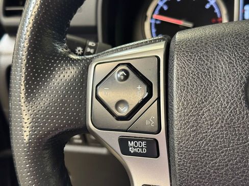 Used 2024 Toyota 4Runner Limited image 34