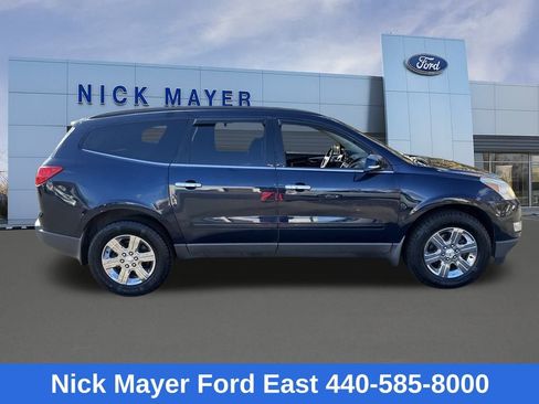 Used 2011 Chevrolet Traverse LT w/ Personal Connectivity Package image 8