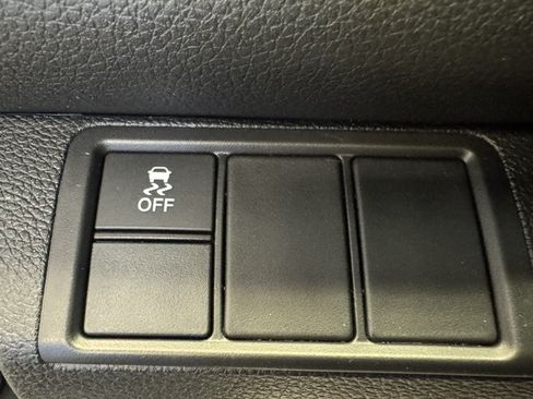 Used 2018 Honda Civic EX image 16