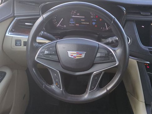 Used 2017 Cadillac XT5 Luxury w/ Driver Awareness Package image 23