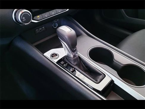 Certified 2025 Nissan Altima 2.5 S image 17