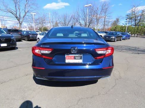 Used 2018 Honda Accord LX image 5