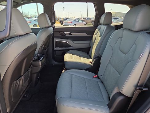 Used 2024 Kia Telluride SX Prestige X-Pro image 11