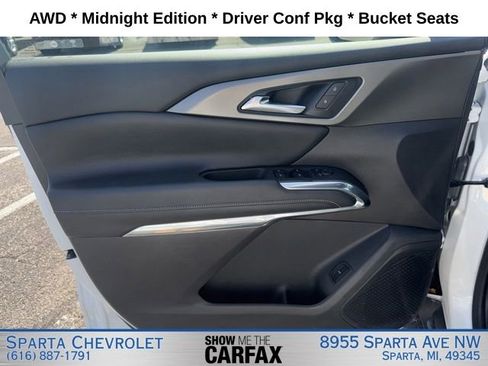 Used 2025 Chevrolet Traverse LT w/ Midnight/Sport Edition AWD/4WD image 9
