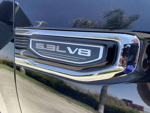 Used 2024 GMC Sierra 1500 SLT AWD/4WD image 31