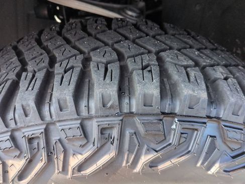 Used 2024 Ford Bronco Outer Banks AWD/4WD image 11