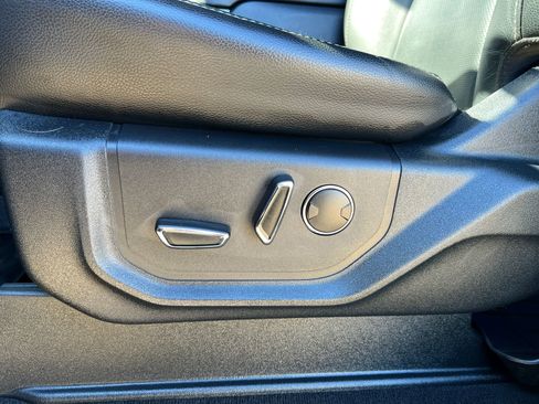 Used 2019 Ford F350 Lariat w/ Lariat Ultimate Package image 10