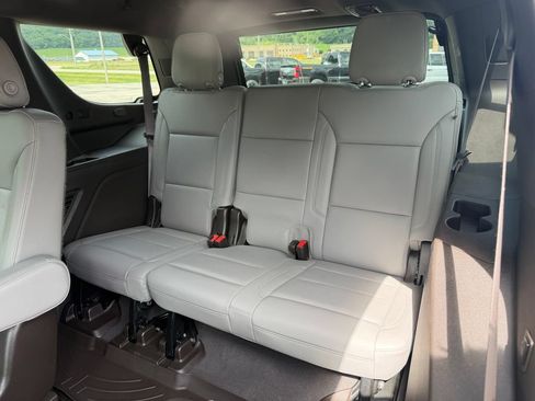 Used 2022 Chevrolet Tahoe LT w/ Luxury Package AWD/4WD image 37