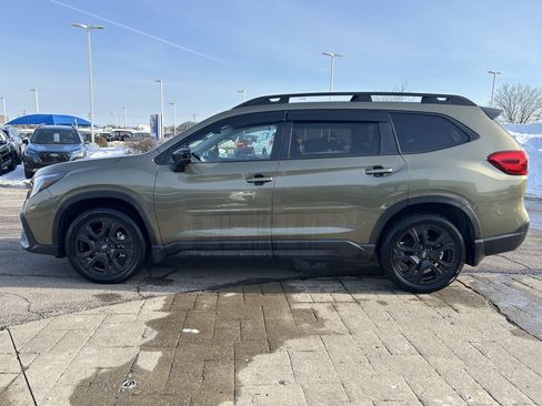 Used 2025 Subaru Ascent Bronze Edition w/ Onyx Package image 4