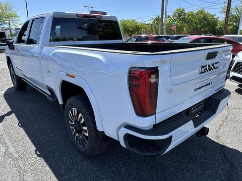 New 2026 GMC Sierra 2500 Denali Ultimate AWD/4WD image 4