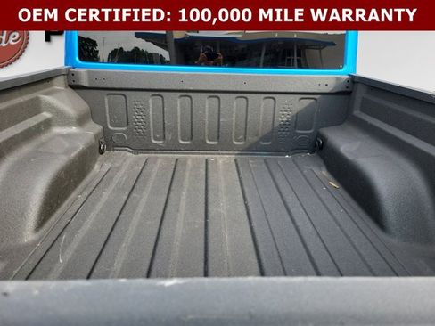Used 2024 Jeep Gladiator Sport AWD/4WD image 11