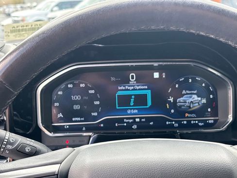 Used 2022 Chevrolet Silverado 1500 RST AWD/4WD image 16