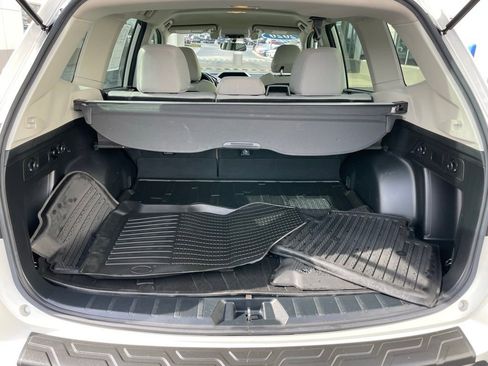 Used 2020 Subaru Forester Base w/ Alloy Wheel Package image 42