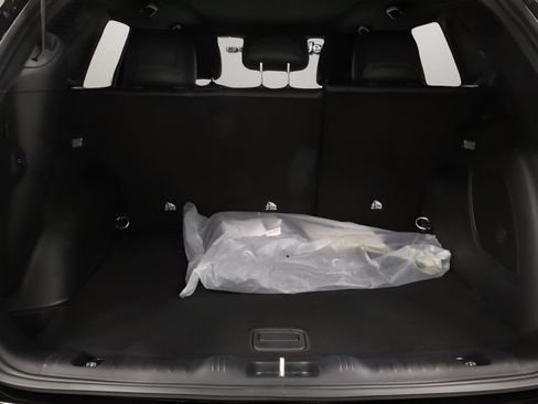 New 2026 Jeep Compass Limited w/ Sun, Sound & Navigation Group AWD/4WD image 19