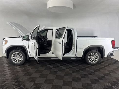 Used 2021 GMC Sierra 1500 SLT AWD/4WD image 10